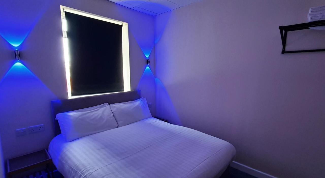 Charlton Aparthotel 3*